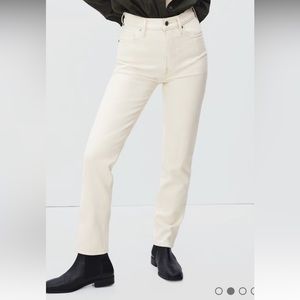 Everlane The Original Cheeky Jean - 29 26.5” Inseam/Ecru
